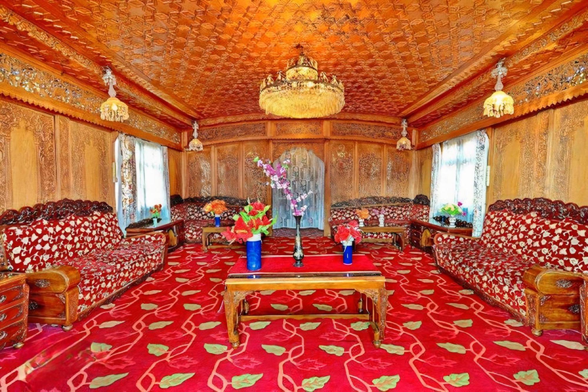 Heritage Amina Group Of Houseboats Hotel Srīnagar Exterior foto